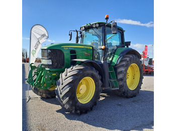 Trator JOHN DEERE 7530