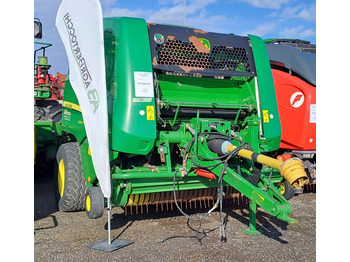 Enfardadeira de fardos redondos JOHN DEERE