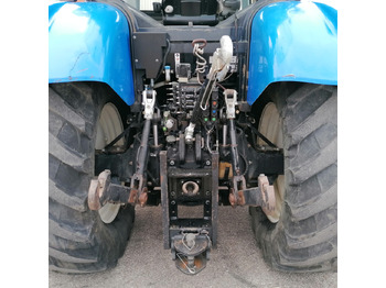 Trator NEW HOLLAND 6090: foto 4