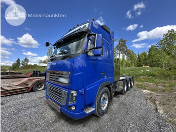 Tractor VOLVO FH16 700