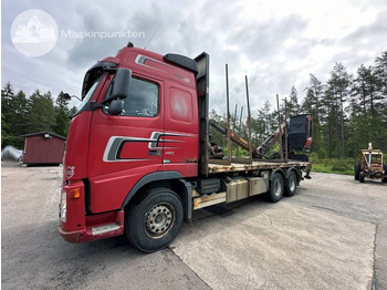 Camião de transporte de madeira VOLVO FH 480