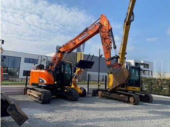 Escavadora de rastos DOOSAN DX140LCR-5