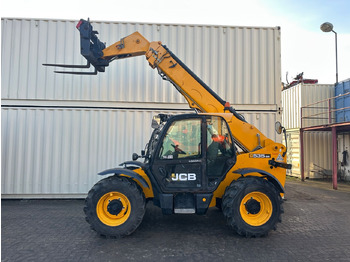 Empilhador telescópico JCB