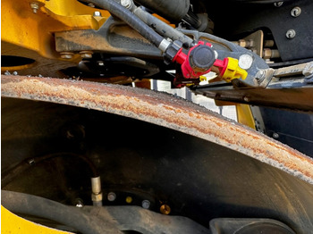 Compactador de asfalto novo BOMAG DE BW 154 AP-5 AM: foto 3 Compactador de asfalto novo BOMAG DE BW 154 AP-5 AM: foto 3