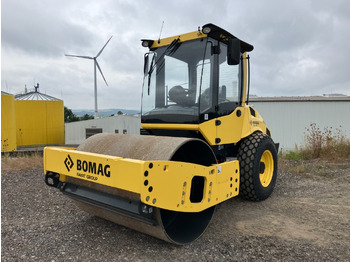 Rolo BOMAG