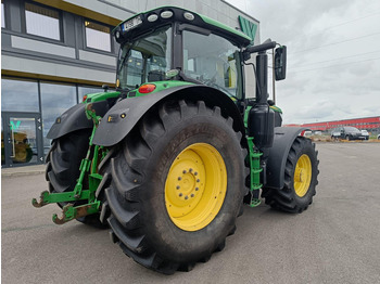 Trator John Deere 6215R: foto 3