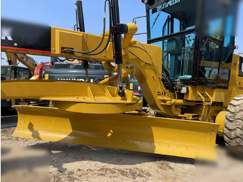 Motoniveladora CATERPILLAR 140K: foto 4