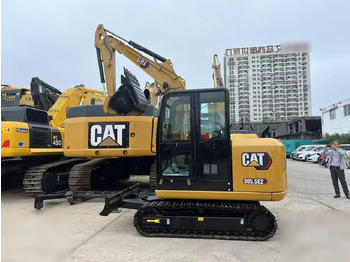 Mini escavadeira CATERPILLAR 305.5E2