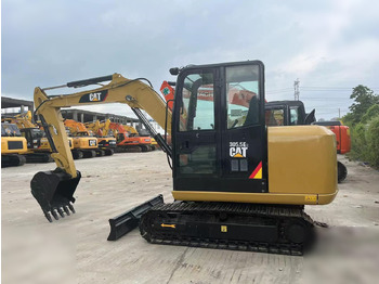Mini escavadeira CATERPILLAR 305.5E2