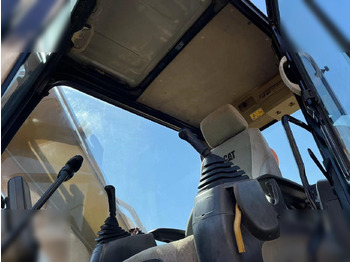 Escavadora de rastos CATERPILLAR 315D2L: foto 5