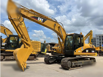 Escavadora de rastos CATERPILLAR 320CL: foto 5