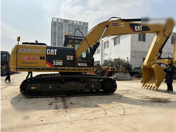 Escavadora de rastos CATERPILLAR 320D