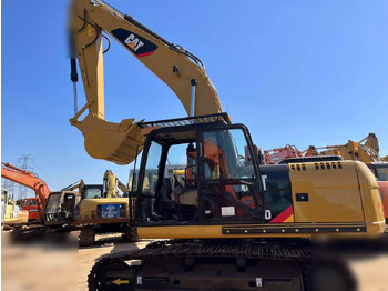 Escavadora de rastos CATERPILLAR 320D