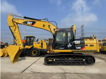 Escavadora de rastos CATERPILLAR 320D