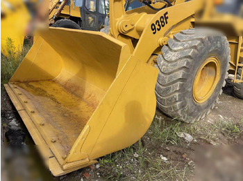 Pá carregadora de rodas CATERPILLAR 938F: foto 4