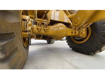 Pá carregadora de rodas CATERPILLAR 966L: foto 5