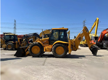Retroescavadeira JCB 4CX