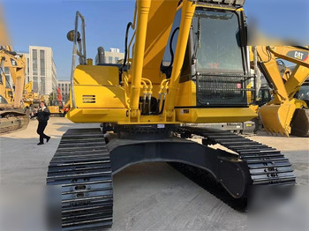 Escavadora de rastos KOMATSU PC200-8N1: foto 4