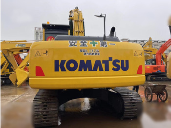 Escavadora de rastos KOMATSU PC220-8: foto 4