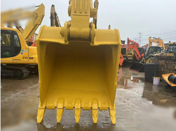 Escavadora de rastos KOMATSU PC450-8: foto 4