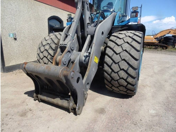 Pá carregadora de rodas Volvo L 220 G: foto 4