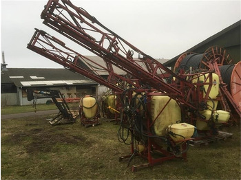 Pulverizador de arrastar HARDI