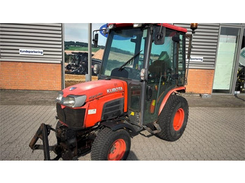 Trator municipal KUBOTA