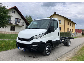 Camião chassi IVECO Daily 35c14
