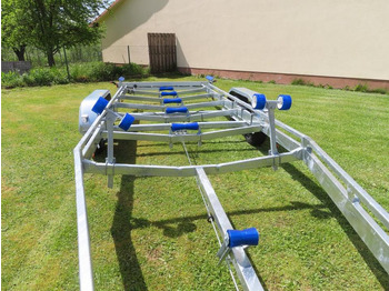 Reboque para barco Böckmann TPV, PKW Anhänger, Bootstrailer, 3,5 to. Winde, 100 km/h: foto 2 Reboque para barco Böckmann TPV, PKW Anhänger, Bootstrailer, 3,5 to. Winde, 100 km/h: foto 2