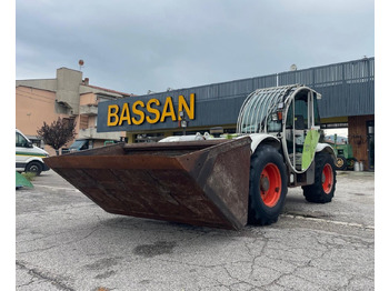 Empilhador telescópico CLAAS