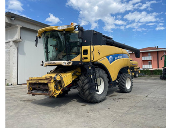 Ceifeira debulhadora NEW HOLLAND CX series