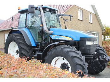 Trator NEW HOLLAND TM