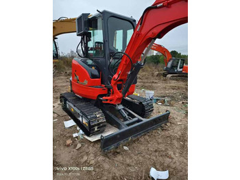 Locação financeira de  3TONS Good Quality Used Kubota U35 Hydraulic Excavator Used  U25 U35 Mini Mxcavator Used Small Digger Kubota U35 [ Copy ] [ Copy ] [ Copy ] [ Copy ] [ Copy ] 3TONS Good Quality Used Kubota U35 Hydraulic Excavator Used  U25 U35 Mini Mxcavator Used Small Digger Kubota U35 [ Copy ] [ Copy ] [ Copy ] [ Copy ] [ Copy ]: foto 3
