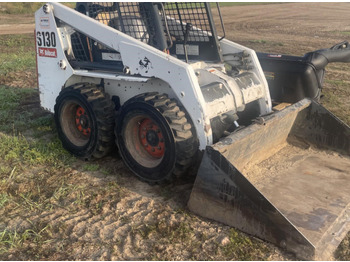 Mini pá carregadora BOBCAT S130