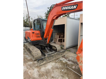 Mini escavadeira DOOSAN Used large Doosan DX60 excavators, original DX60 used excavators, 6-ton DX60 hydraulic excavators, best-selling at low prices.: foto 4