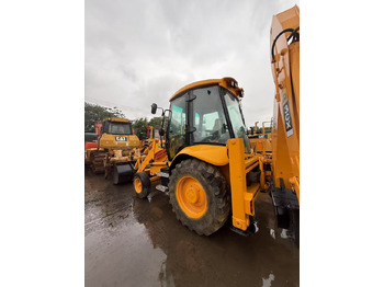 Escavadeira de rodas JCB 3CX: foto 2