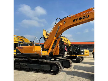 Escavadeira HYUNDAI
