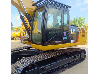 Escavadeira CATERPILLAR 320D