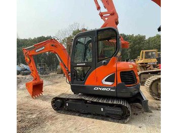 Escavadeira DOOSAN DX60-9C
