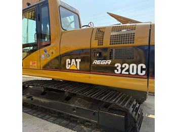 Escavadeira CATERPILLAR 320CL