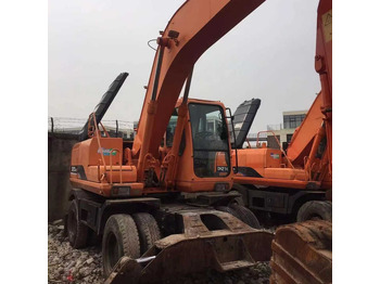 Escavadeira de rodas DOOSAN DH210W-7