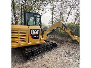 Escavadeira CATERPILLAR 306E2