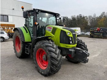 Trator CLAAS Arion 440