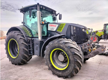 Trator CLAAS Axion 810