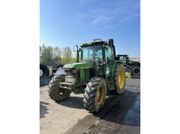 Trator JOHN DEERE 6310