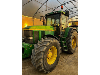 Trator JOHN DEERE 7810