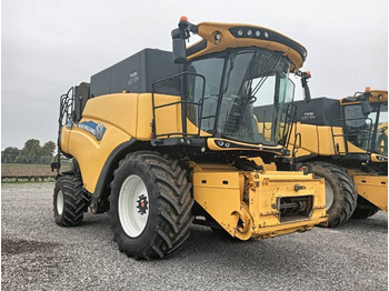 Ceifeira debulhadora NEW HOLLAND CR series