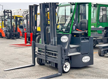 Empilhador de 4 vias COMBILIFT