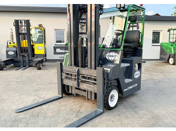 Empilhador de 4 vias COMBILIFT