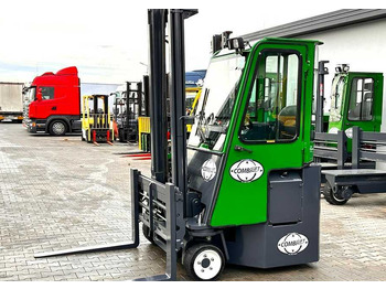 Empilhador de 4 vias COMBILIFT